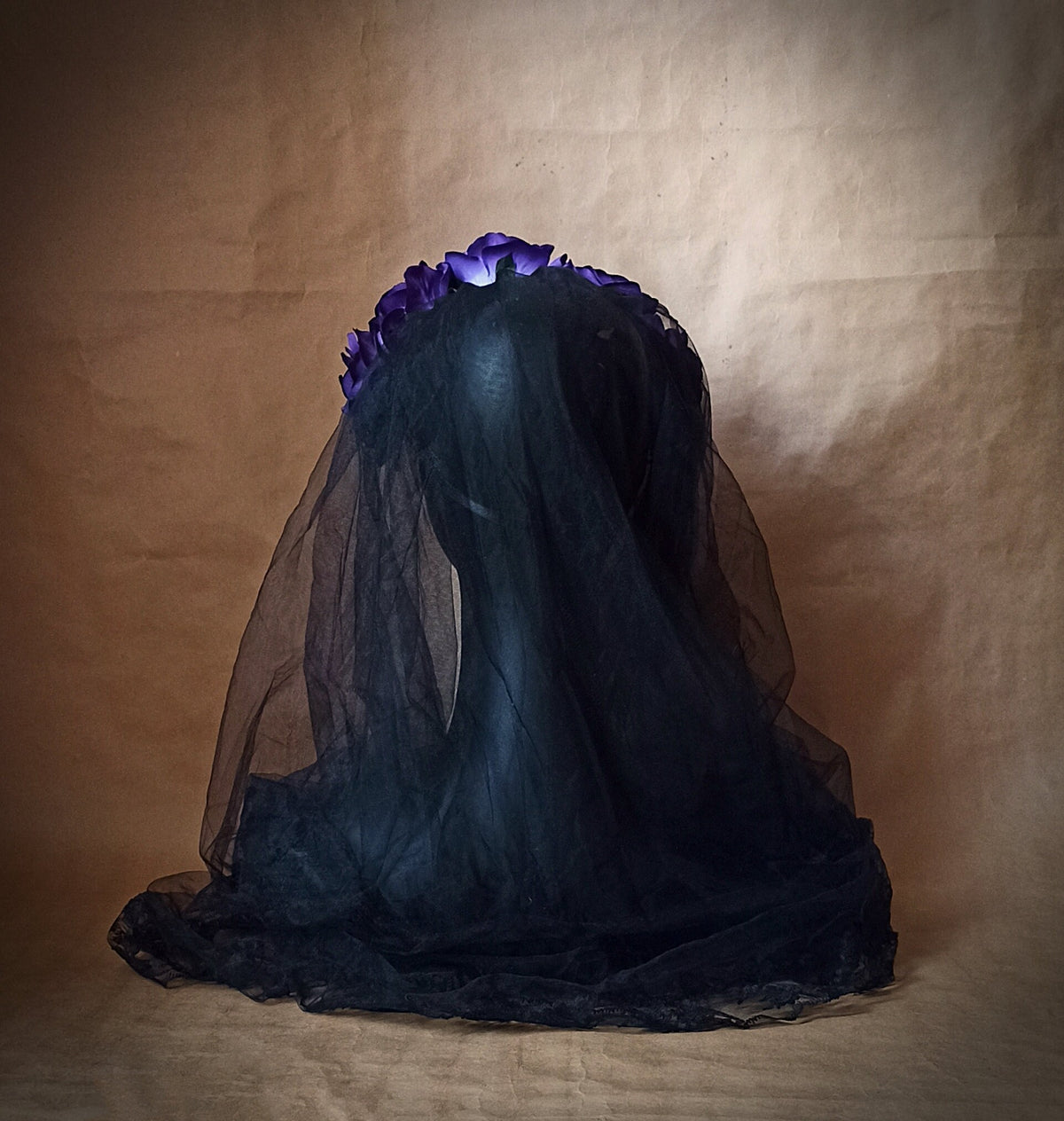 Dark Purple Rose Veil and Black Fishnet Lace Gloves Set