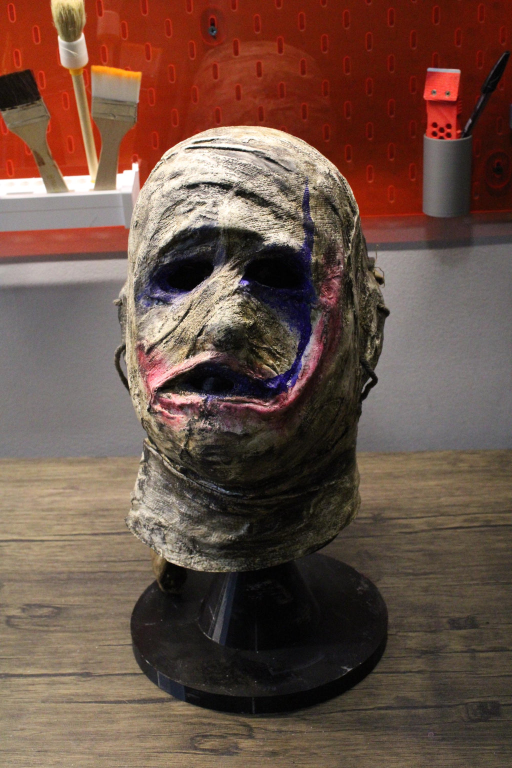 Handbemalte Gips-Horrormaske